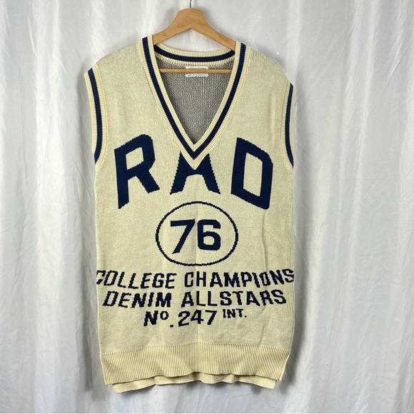 Urban Outfitters Knit Sweater Vest Tunic RAD College High Low Hem Size XS - Picture 1 of 16